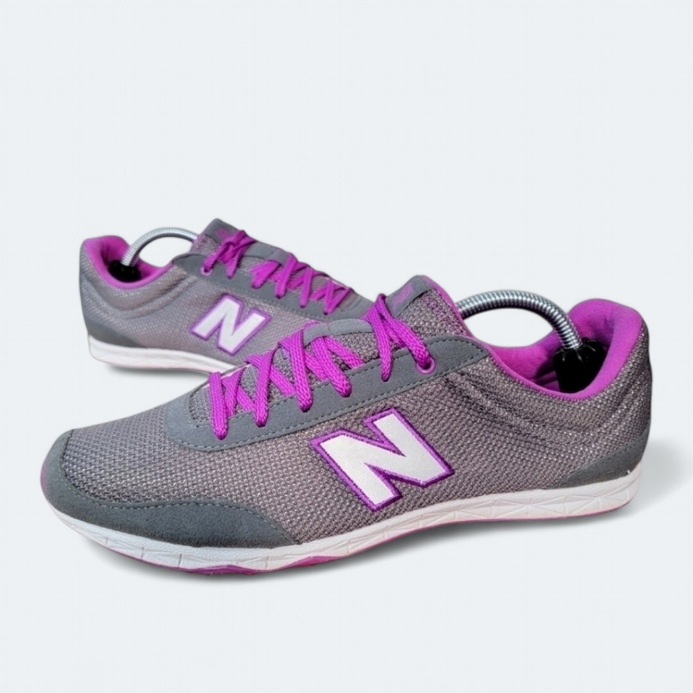 New Balance 792 Athletic Shoes Size  8.5